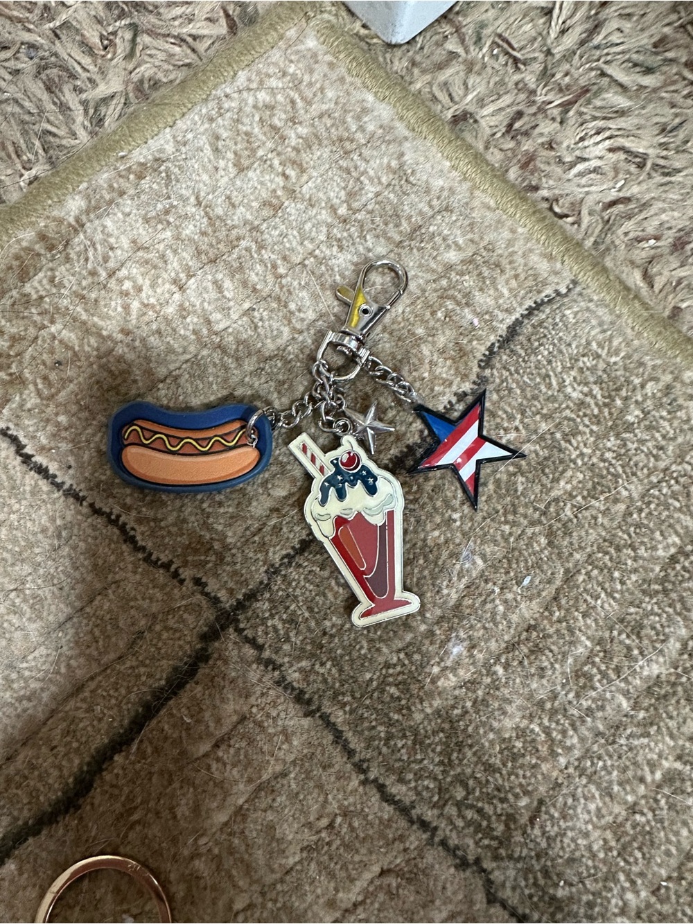 Charms - Picture 4 of 4